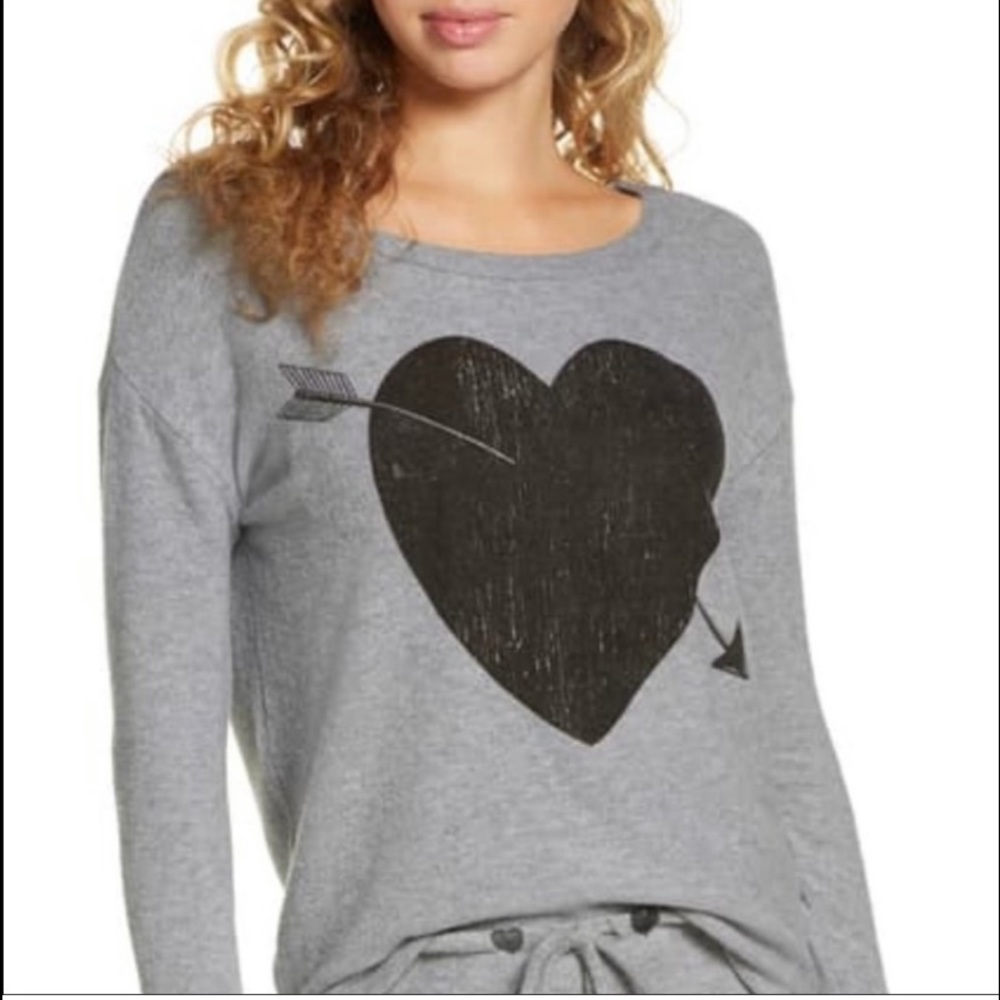 NWT Chaser Arrow Heart Cozy Sweatshirt Sz S